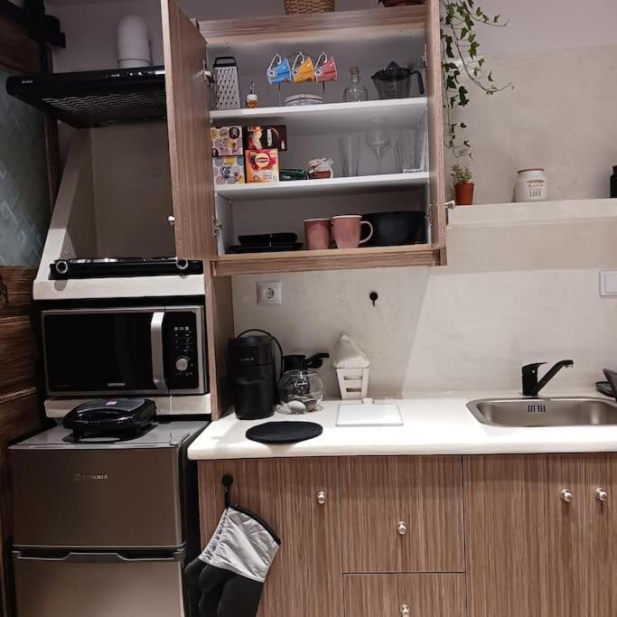Kouvarás Boutique Eptalofos 15Min From Airport And Sea 아파트 외부 사진