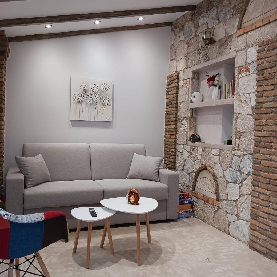 Kouvarás Boutique Eptalofos 15Min From Airport And Sea 아파트 외부 사진