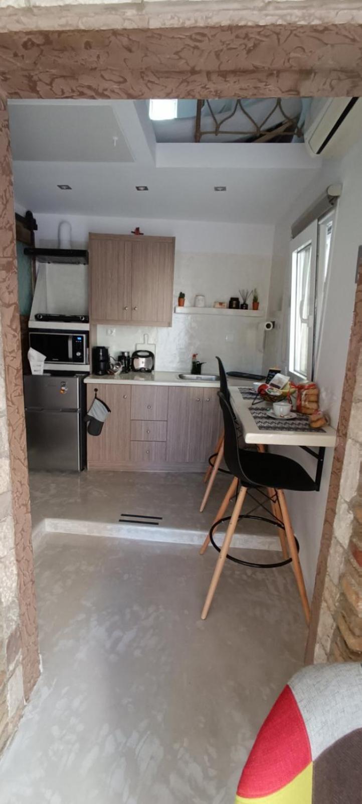 Kouvarás Boutique Eptalofos 15Min From Airport And Sea 아파트 외부 사진