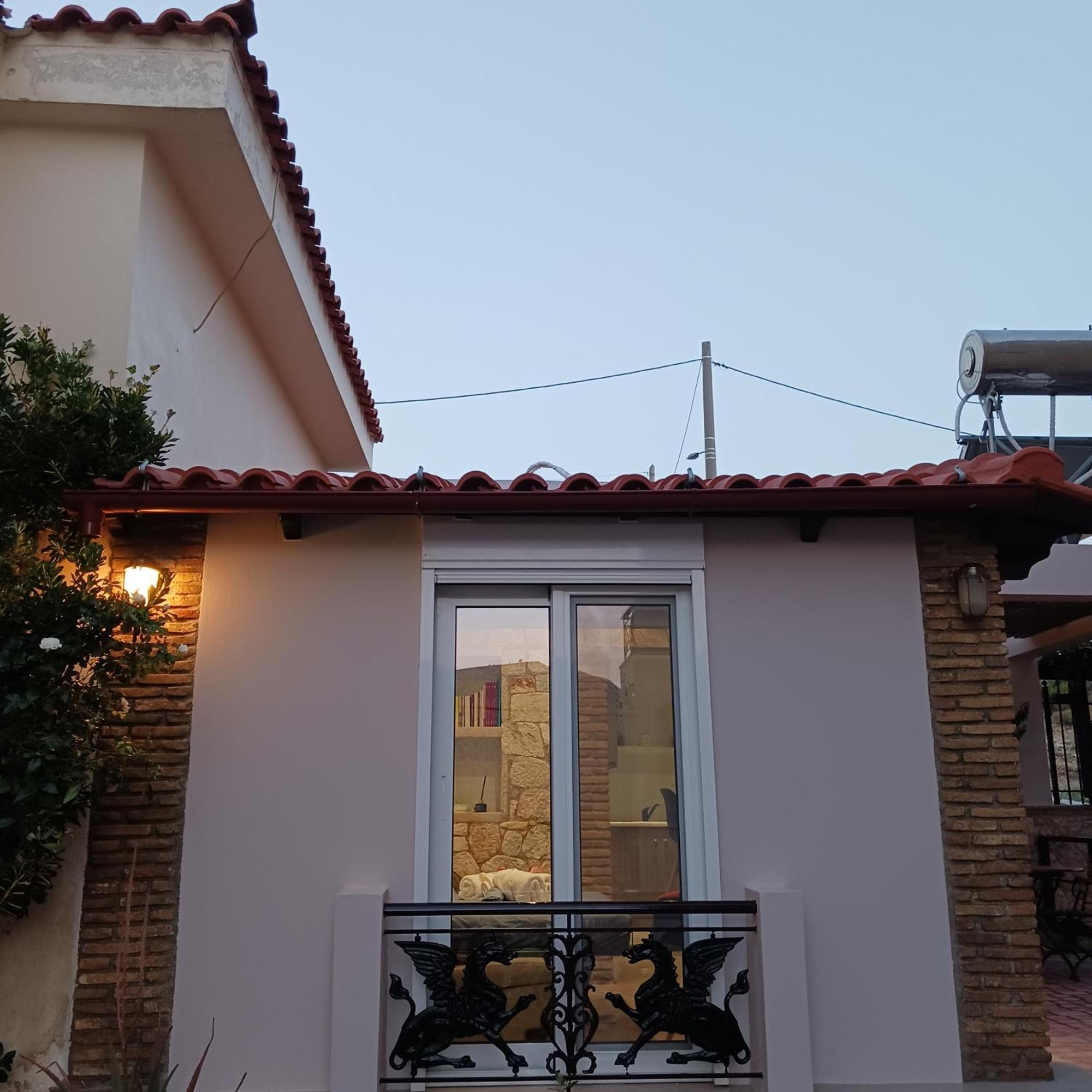 Kouvarás Boutique Eptalofos 15Min From Airport And Sea 아파트 외부 사진